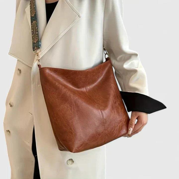 Valentina Rossetti | Cream Bucket Shoulder Bag with Boho Strap